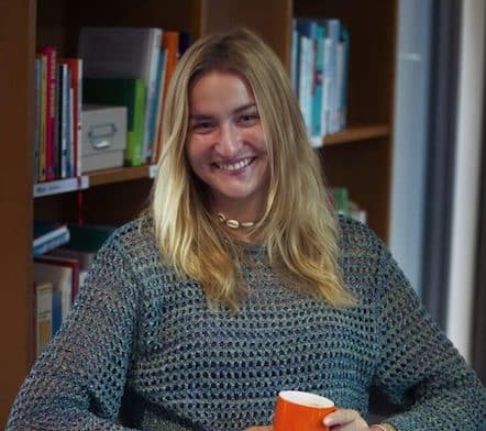 Porträt der Praktikantin Carolin Knühl